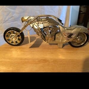 Bradford exchange wild wings chopper.